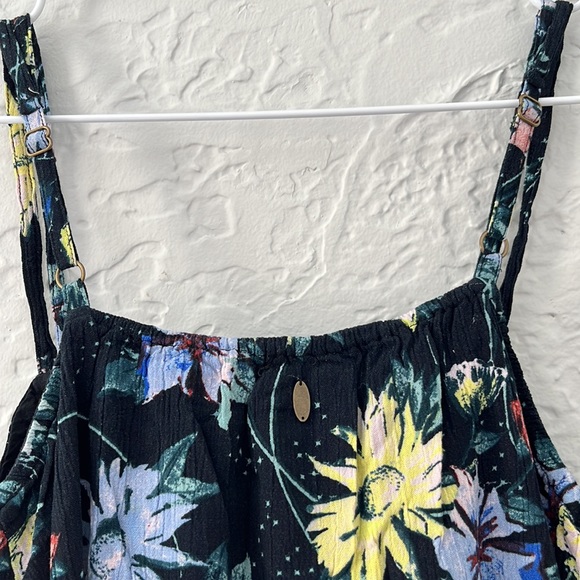 O’Neill Navy Floral Dress - Picture 5 of 5